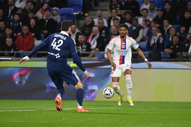 Lyon vs Paris FC - Hàng phòng ngự hai đội đều chơi xuất sắc