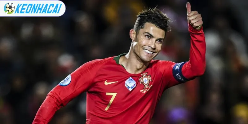 CR7 không bị độ tuổi làm mai một tài năng