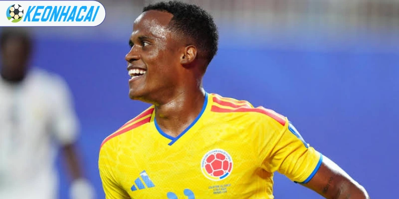 Làn sóng công kích tuyển thủ Colombia 