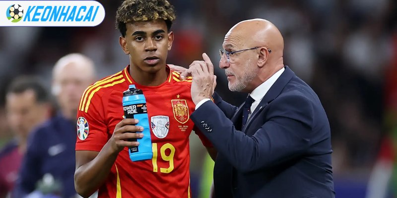 Luis de la Fuente xác nhận Lamine Yamal đã hồi phục