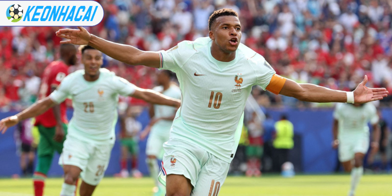 Phương án hàng công tuyển Pháp hỗ trợ Mbappe